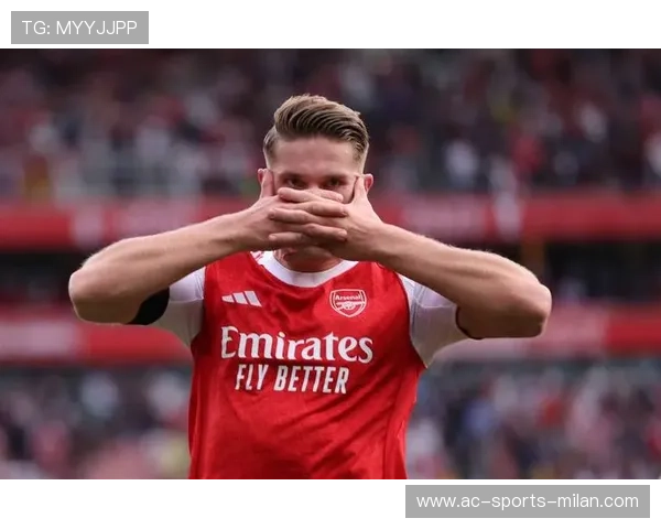 阿森纳厄德高中场断球助攻萨卡破门，展现无懈可击的球队配合